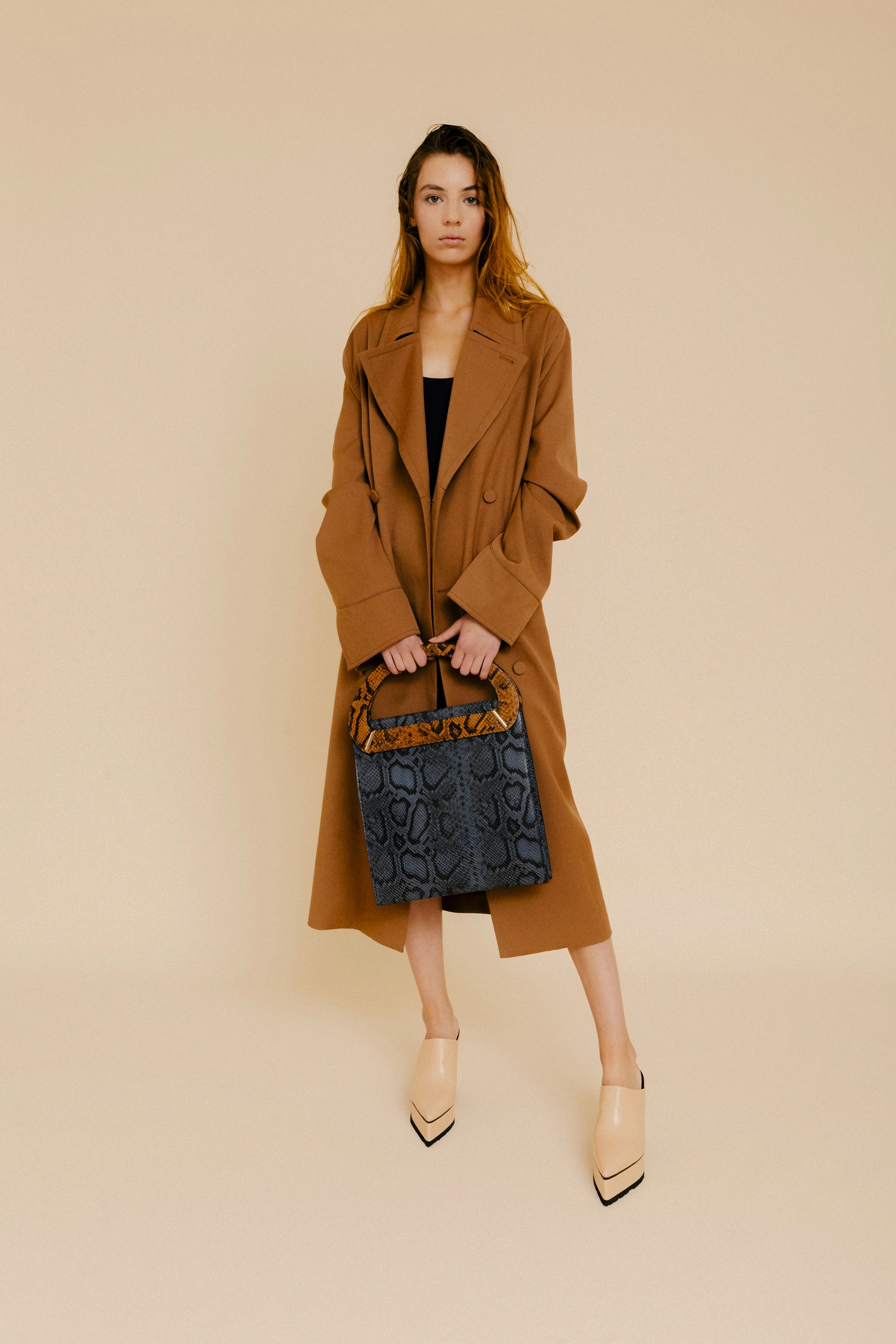 Avec La Troupe SS19 Lookbook