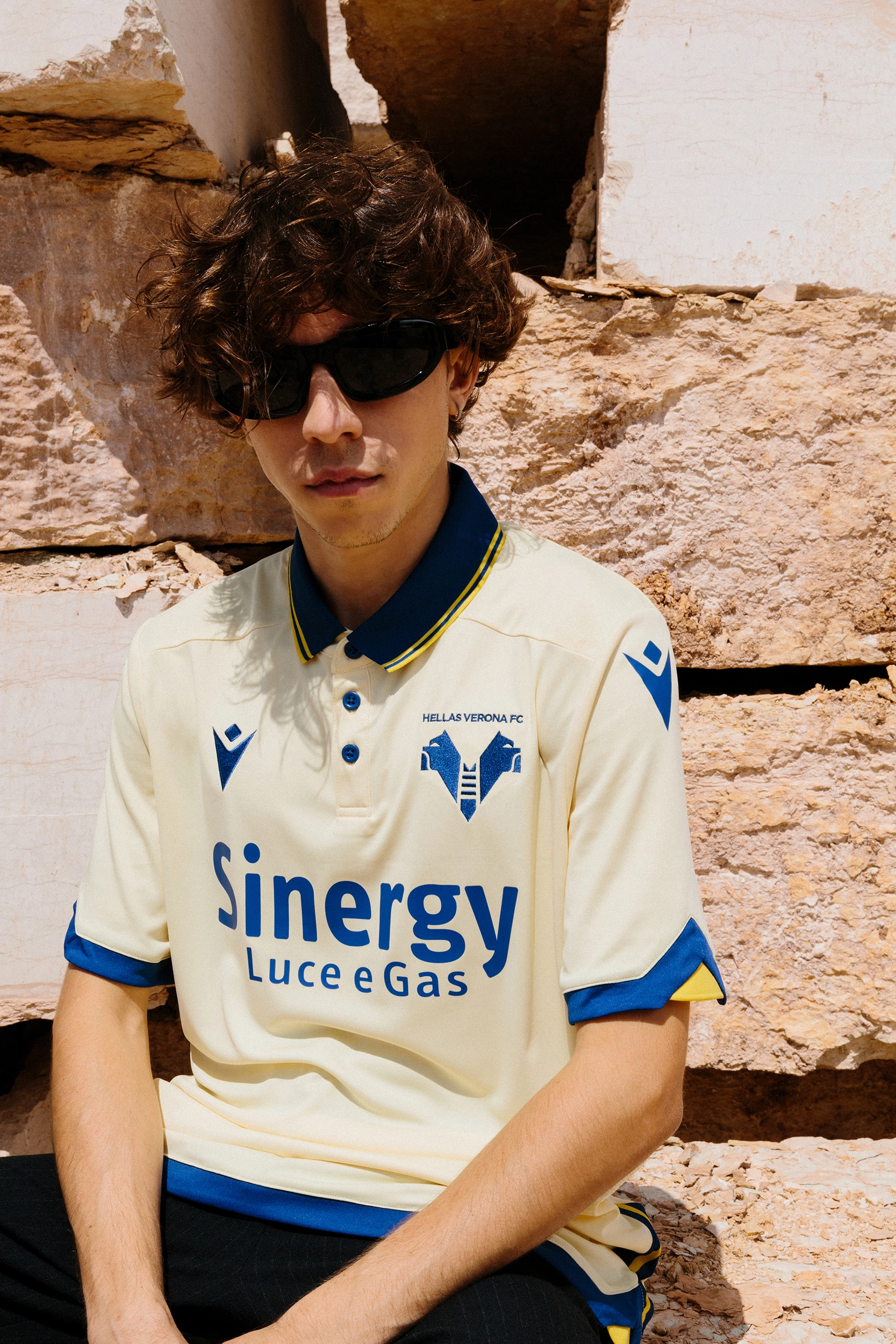 Hellas Verona 22/23 Away Kit ADV