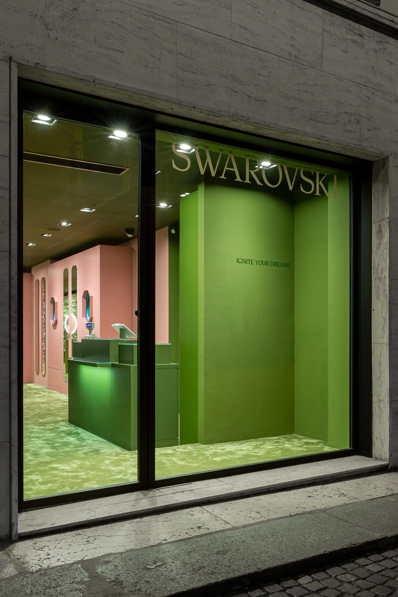 Swarovski Via Mazzini VR Interior